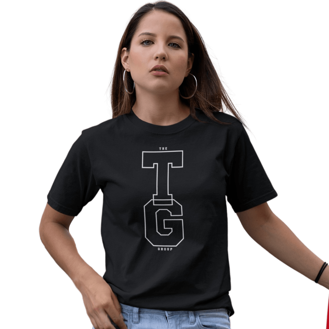 Letter v PNG Designs for T Shirt & Merch